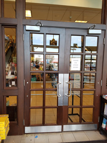 Commercial door repair service in New York